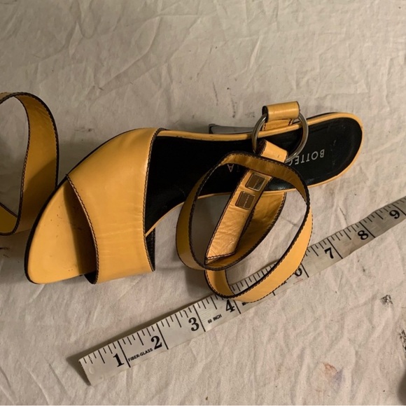 Sandals - Picture 4 of 10